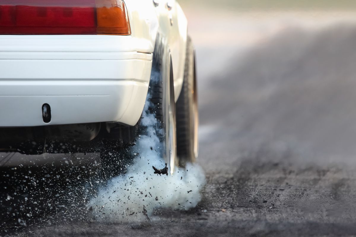 Local Drivers Take the Top Spots in Pirelli Trophy West USA Race 1 at Thunderhill